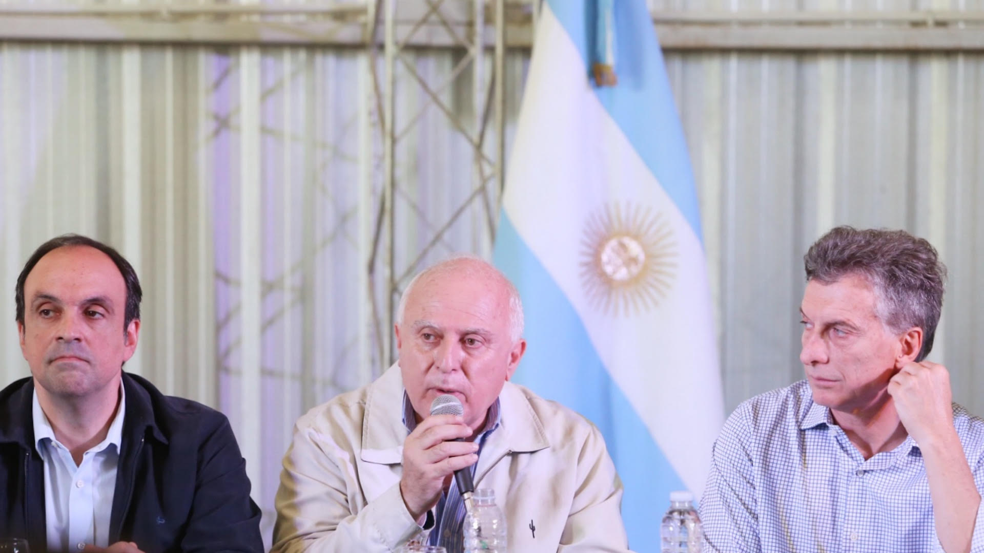 Lifschitz-Macri