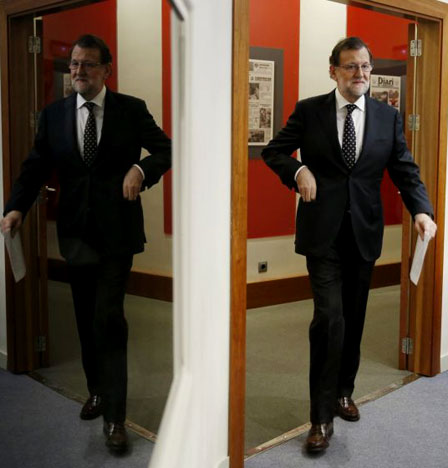 rajoy-espejo-moncloa-448