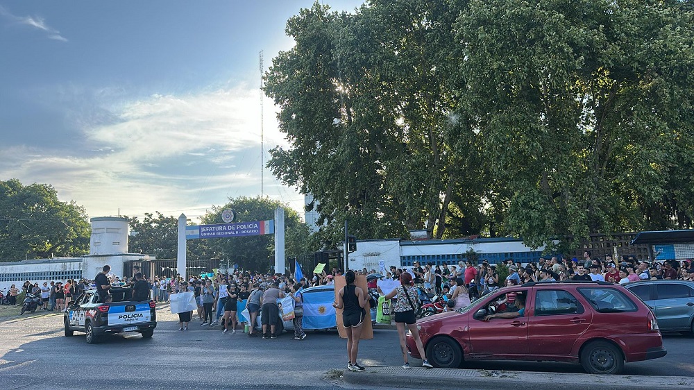 Policías santafesinos: Las nueces y los&nbsp;ruidos